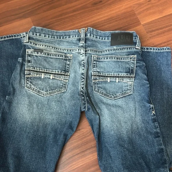 Ariat Slim Fit Straight Leg Jeans - Dark Blue - Picture 3 of 3